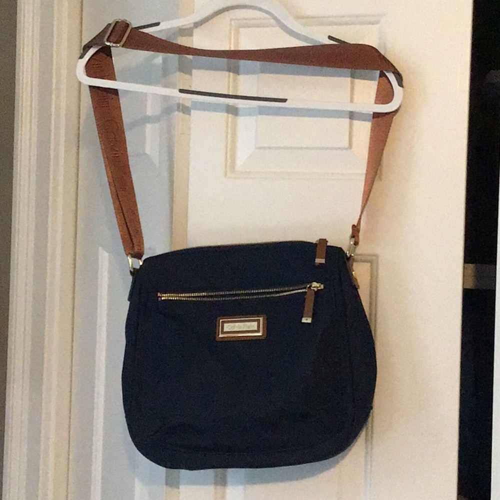 Navy bag